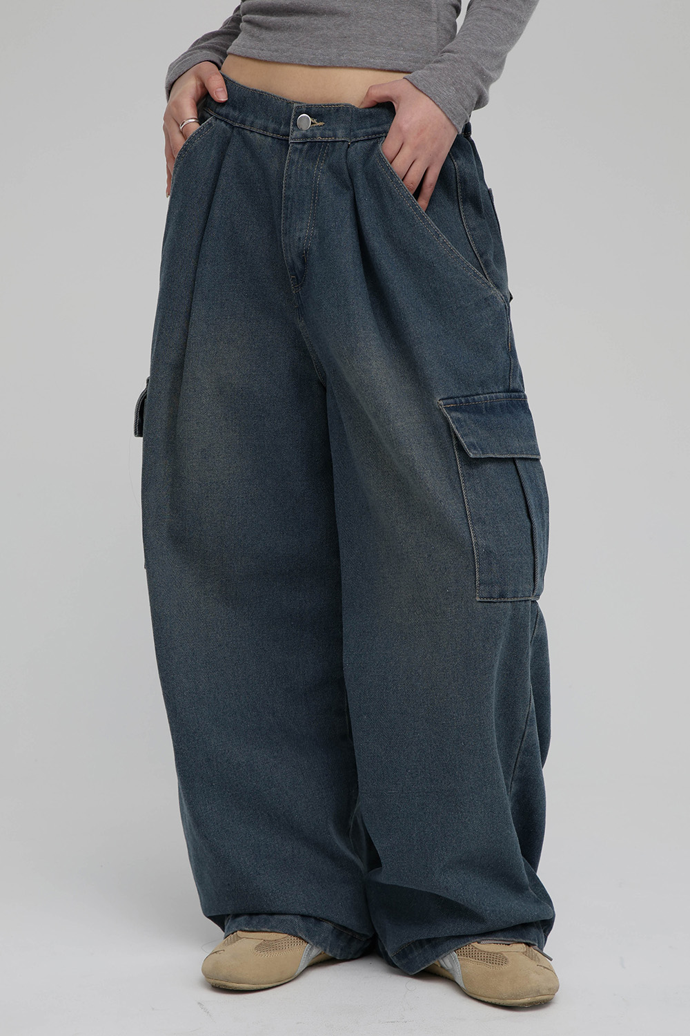 MUSINSA | CHICKS Wide Washed Cargo Pocket Denim Banding